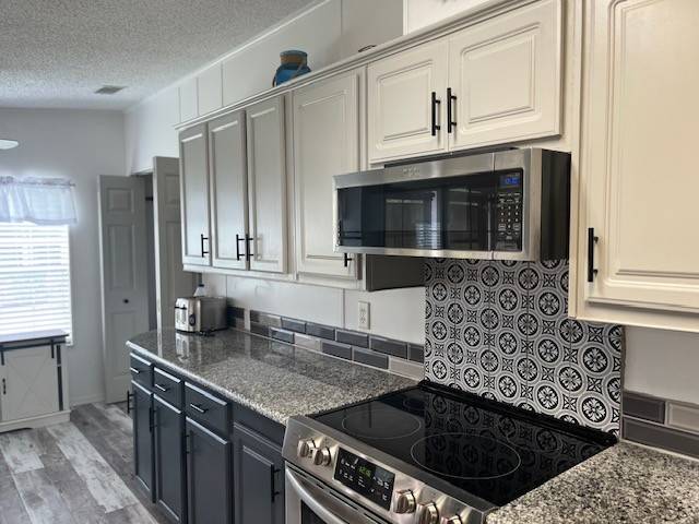 1224 Las Brisas a Winter Haven, FL Mobile or Manufactured Home for Sale